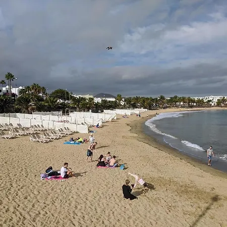 아파트 Ground Floor With Private Garden, Charcos