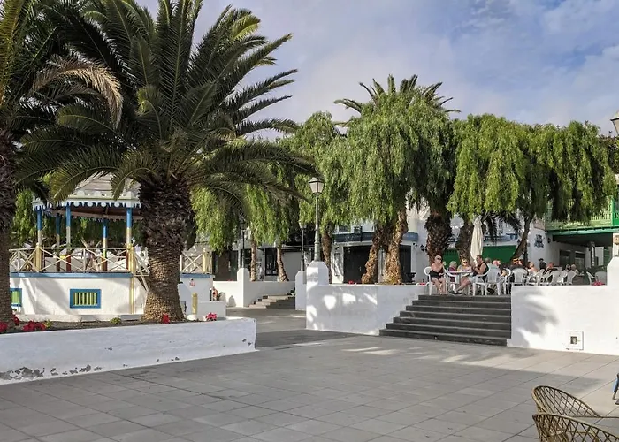 Ground Floor With Private Garden, Charcos Costa Teguise