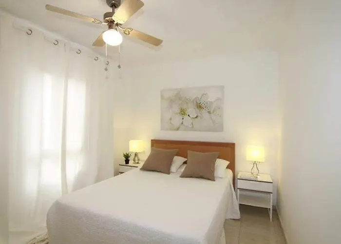 Ground Floor With Private Garden, Charcos Daire Costa Teguise