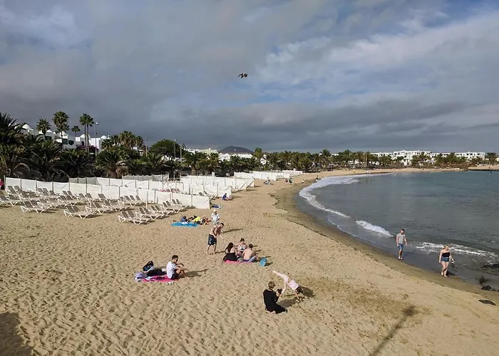 Apartamento Ground Floor With Private Garden, Charcos